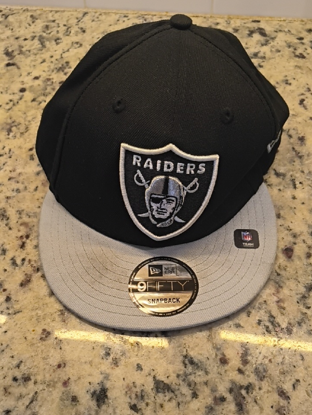 New Era Raiders 9FIFTY Snapback Hat - Black & Gray